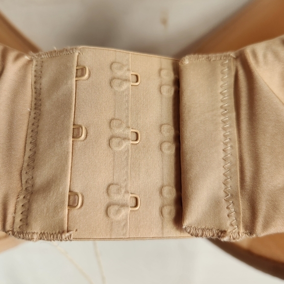 Skims Weightless Scoop 3D Woven Knit “Foam” Underwire Bra in Clay Tan Size 34H - Picture 9 of 16